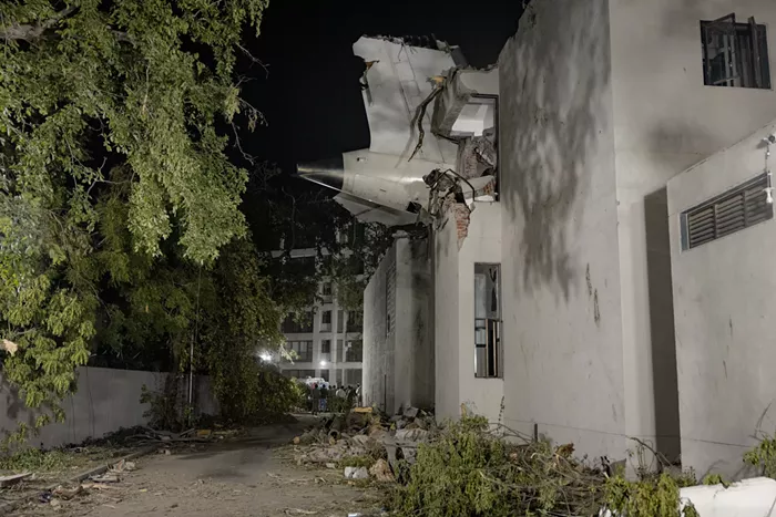 Slog AM: Israel Strikes Iran, One Person Survives India Air Crash, a No Kings Weekend
